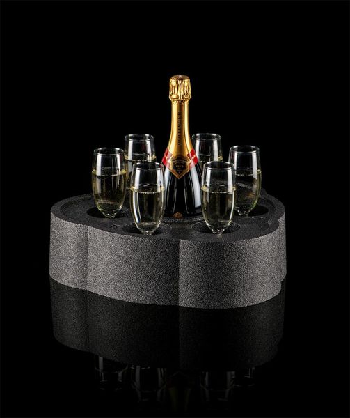 Schwimmender Getränkehalter - Tubbar 2